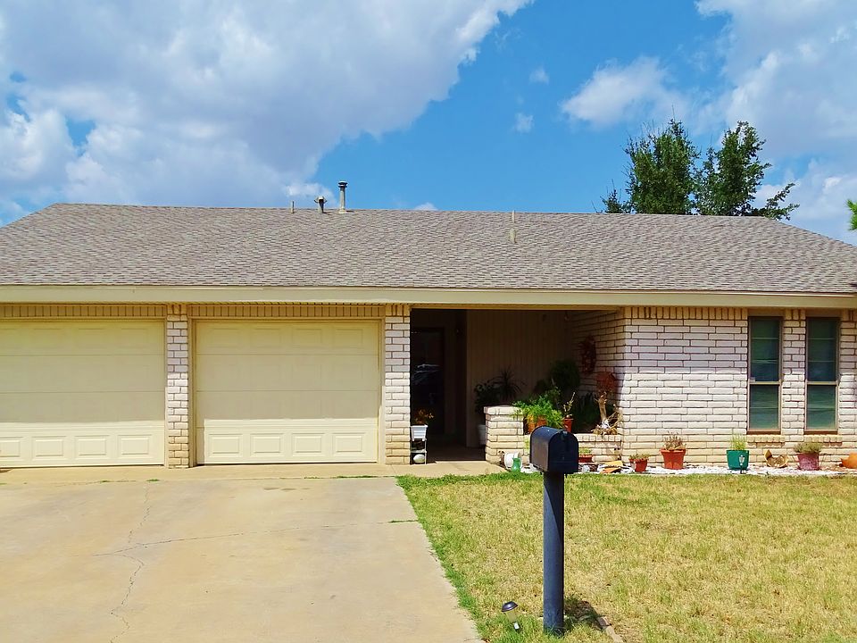 1st image of 13 Corona Cir