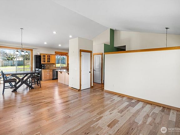 5th image of 9723 Phillips Road SE