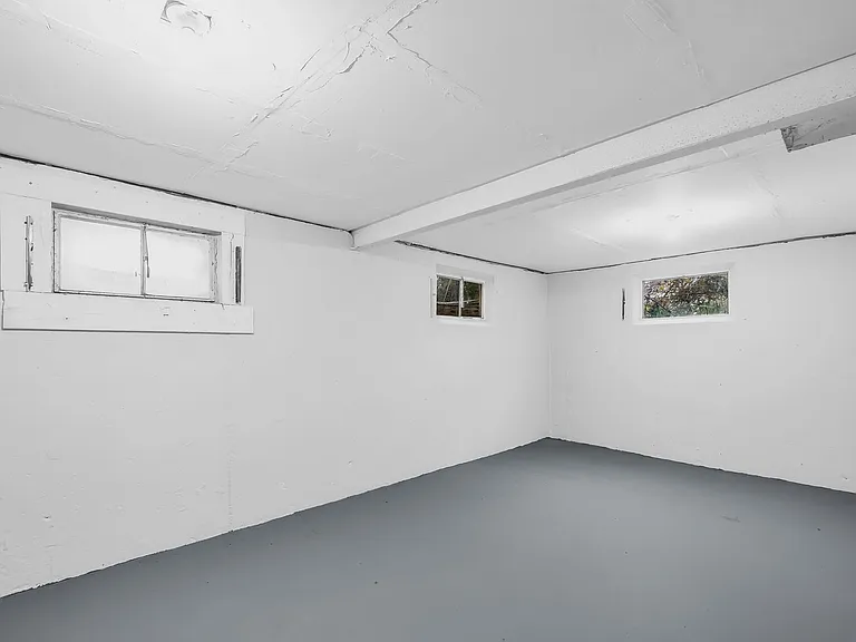 10521 Duke Dr — Photo 19
