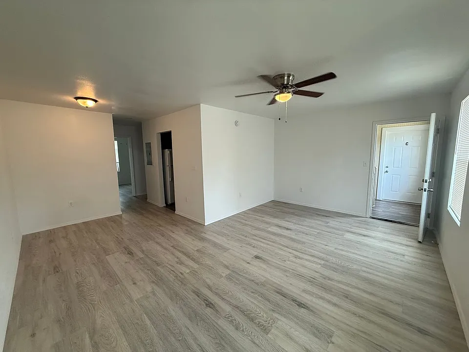 1043 Monet Dr