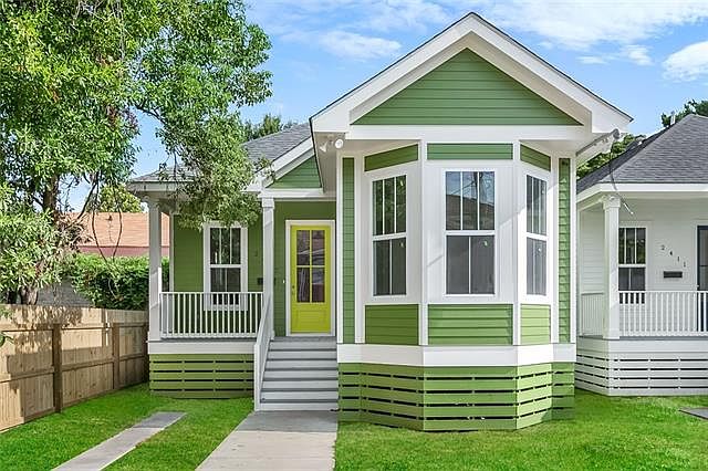 1st image of 2407 Lavender St
