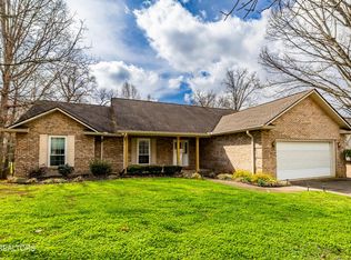 451 Timbercreek Dr, Maryville, TN 37803