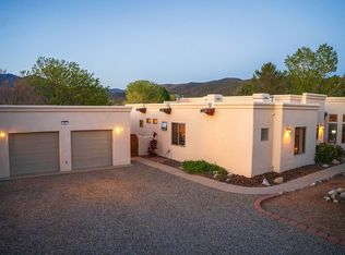 347 Sierra Vista Ln, Taos, NM 87571