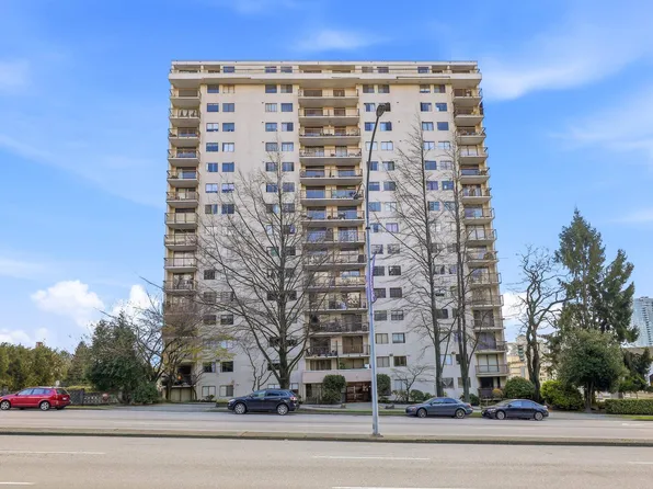 320 Royal Ave #405, New Westminster, BC V3L 5C6