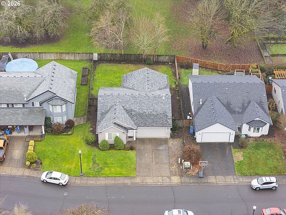 2nd image of 1115 NW 148th Cir