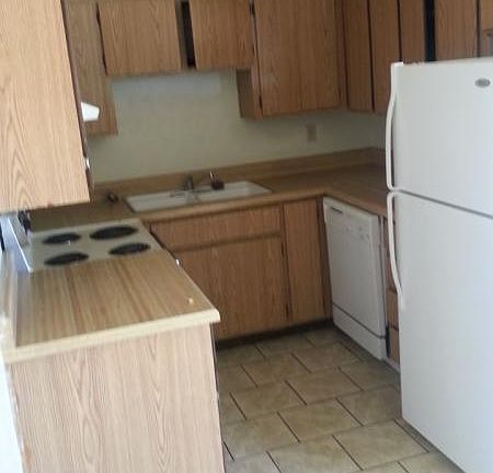 2nd image of 510 N Scott Ave