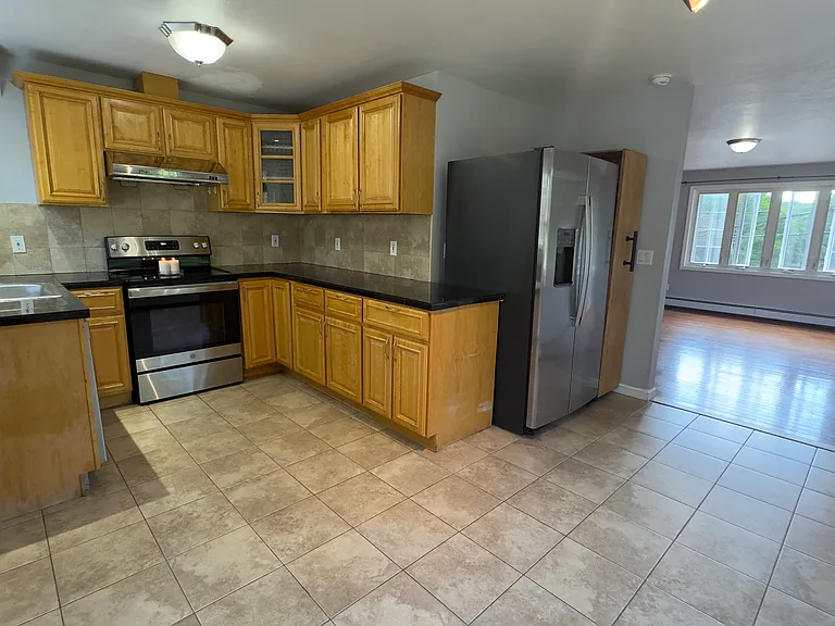 93 N Taylor Ave #A — Photo 4