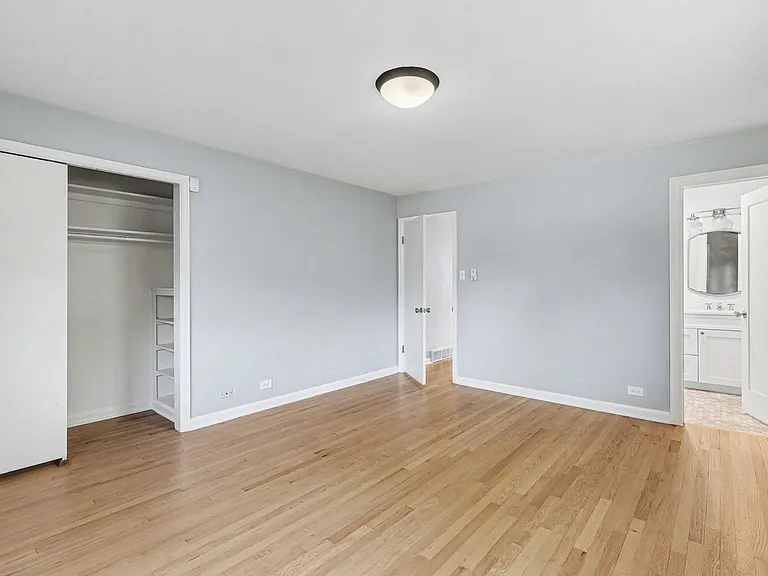 905 S Harrison St — Photo 8