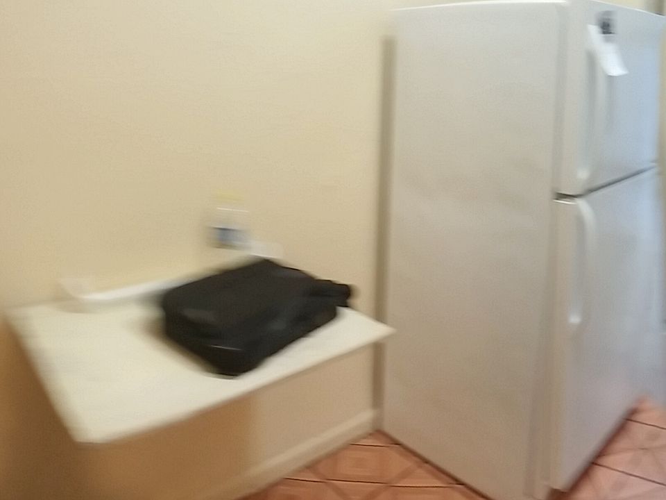 2nd image of 1020 Walton Ave APT E5