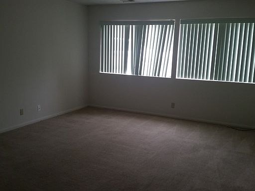 4th image of 535 S 37th St APT 103
