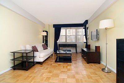 1st image of 11 E 87th St APT 8B