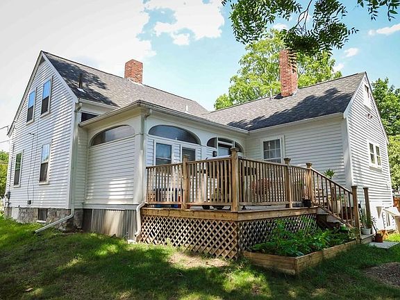 3rd image of 24 Mellen St