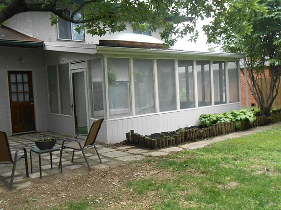 3rd image of 1909 Birkdale Dr