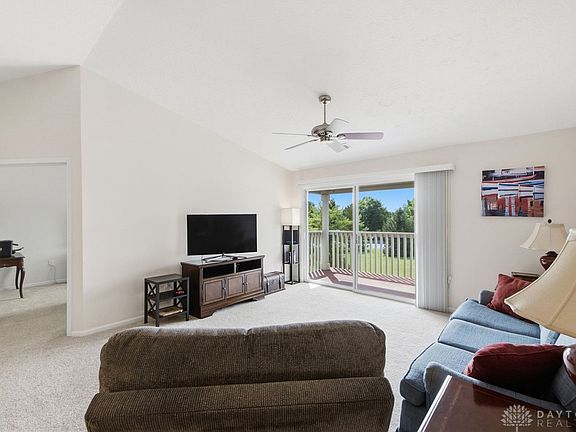 5th image of 6600 Wareham Ct APT 6