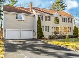 10 Stratton Rd, Mansfield, MA 02048