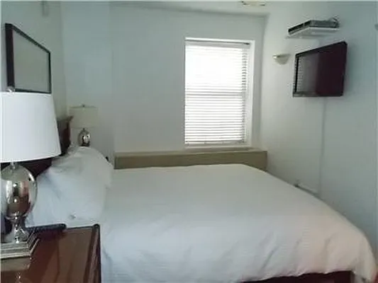 Rented by Empire State Properties | media 10