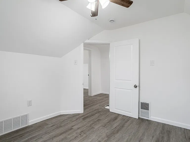 129 S Coles Ave — Photo 21