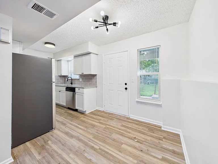 3124 Orville Ave #A — Photo 14