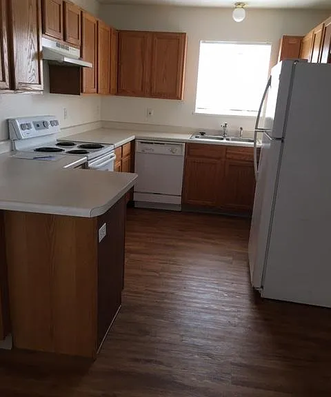 466 Cougar Run Ct — Photo 7
