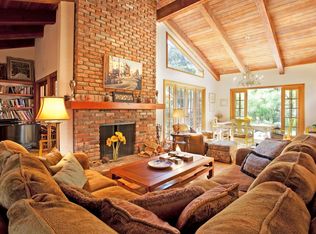 765 Brooktree Rd, Pacific Palisades, CA 90272