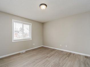 1241 33rd St APT A, Des Moines, IA 50311