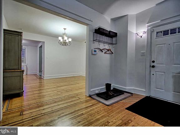 3rd image of 2435 Wynnefield Dr