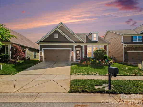 6713 Alderson Dr, Charlotte, NC 28269