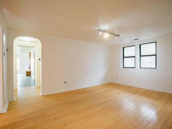 229 Mescalero Rd NW, Albuquerque, NM 87107