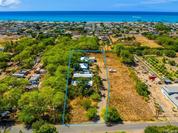 87-240 Kulaaupuni St, Waianae, HI 96792