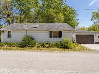 2735 Dombey Rd, Portage, IN, 46368