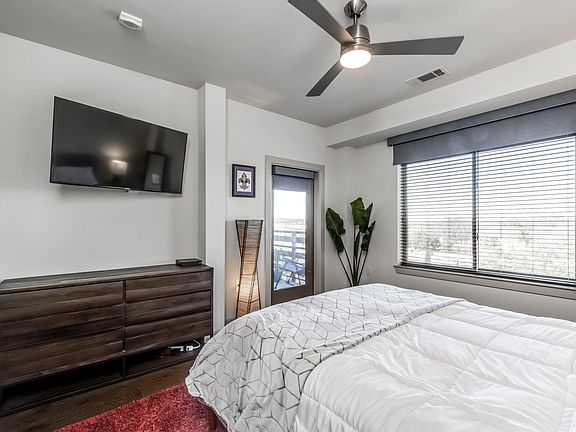 4th image of 3600 S Lamar Blvd APT 415