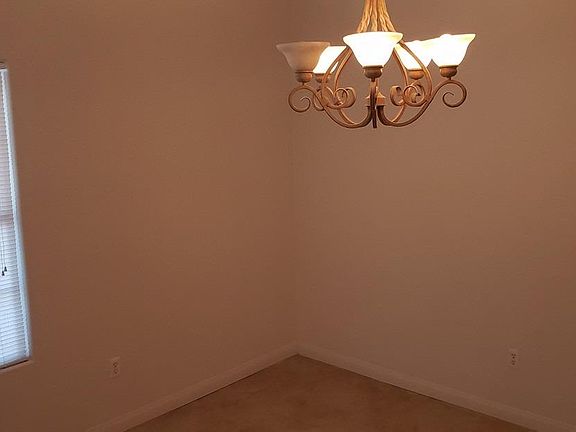 3rd image of 13740 Fern Pine St