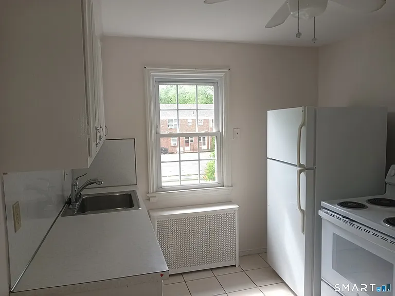 51 Robin Rd #B2 — Photo 5