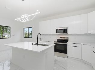 161 Blackstone Dr, Fort Myers, FL 33913