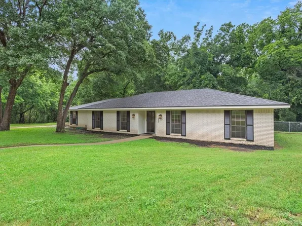 1232 Wedgewood Dr, Woodway, TX 76712