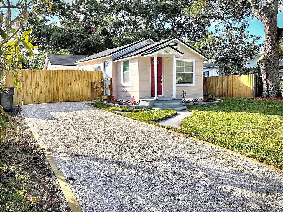 6290 29th Way N