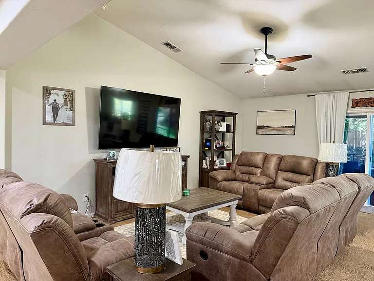 5949 E Laurel Ave — Photo 6