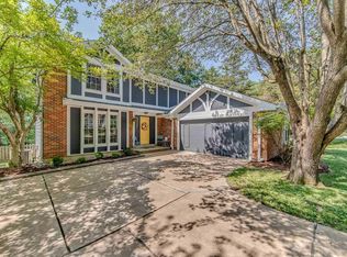 1684 Carman Mill Dr, Ballwin, MO