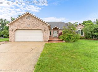 53725 Arabian Trl, Macomb, MI 48042