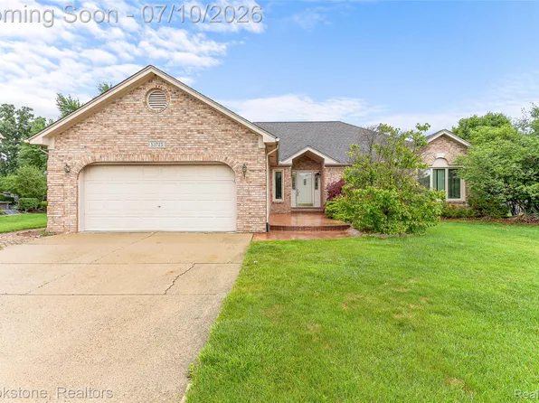 53725 Arabian Trl, Macomb, MI 48042