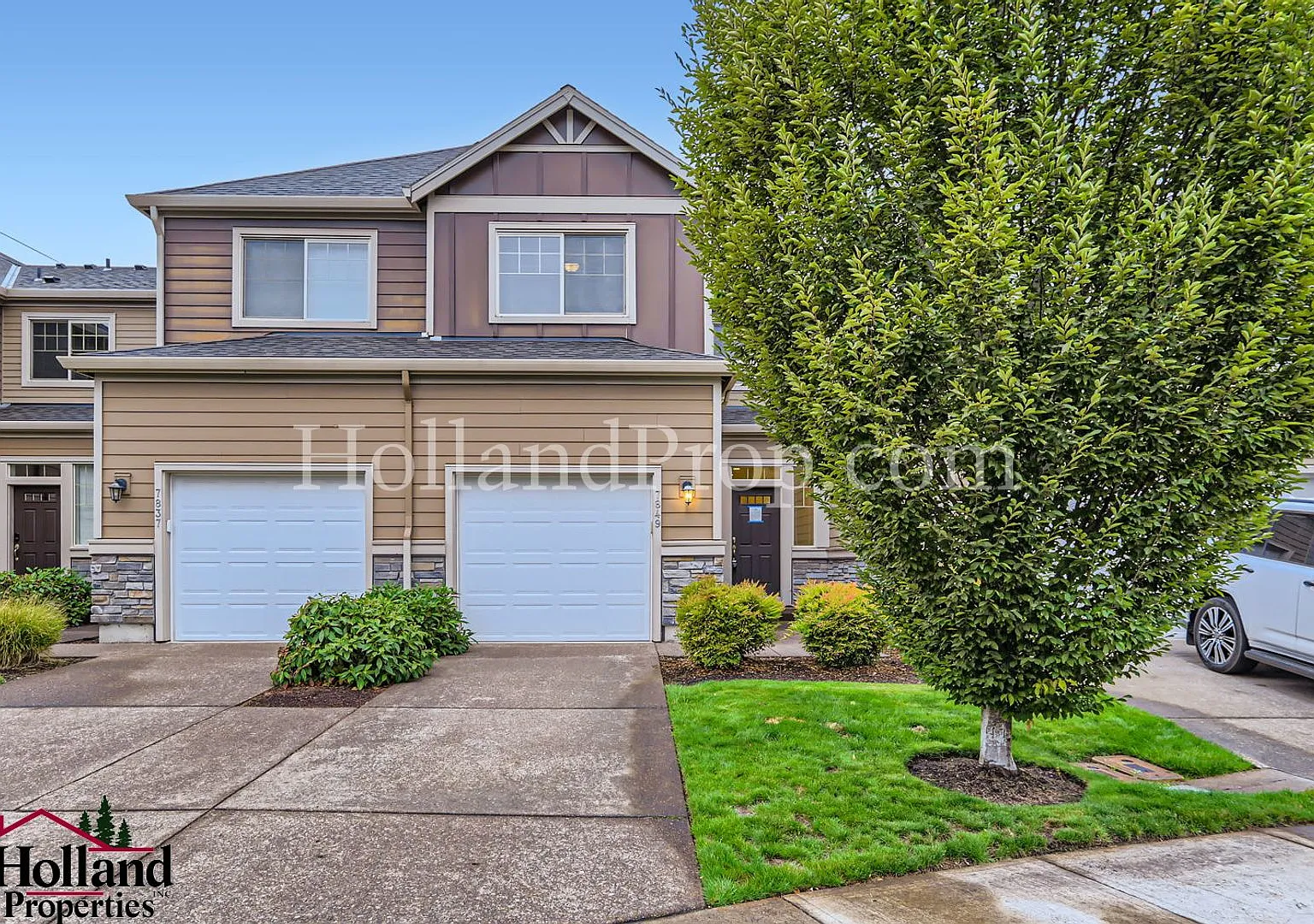 Beautifully Designed 3-Bedroom Home with Natural Light, Fireplace & Private Outdoor Space — Photo 2