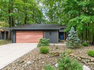 17767 Falling Leaves Rd, Strongsville, OH 44136