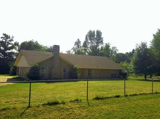 19127 Country Estates Cir, Flint, TX 75762