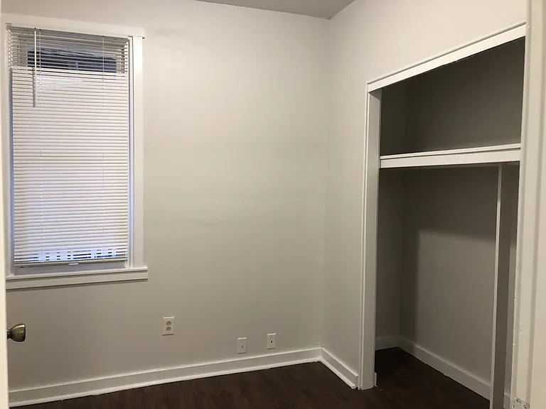 516 Center Ave #2 — Photo 18