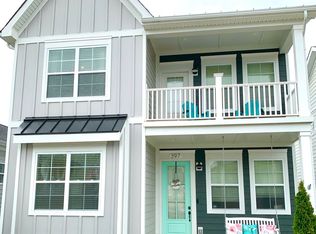 397 Augusta Ave, Pleasant View, TN 37146