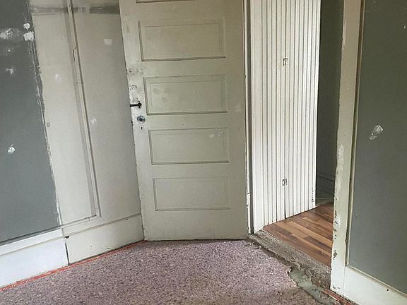 2nd image of 310 Lane Ave NW