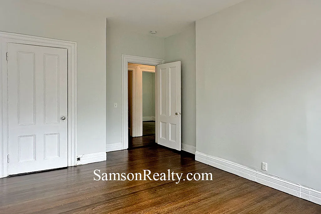 3 bed, $3,500 — Photo 4