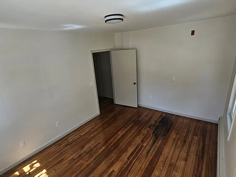 301 Stillwater Rd #2 — Photo 4