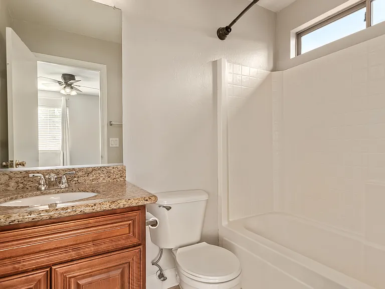 6521 W Pomo St — Photo 17