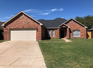 905 Shannon Creek Dr, Mansfield, TX 76063